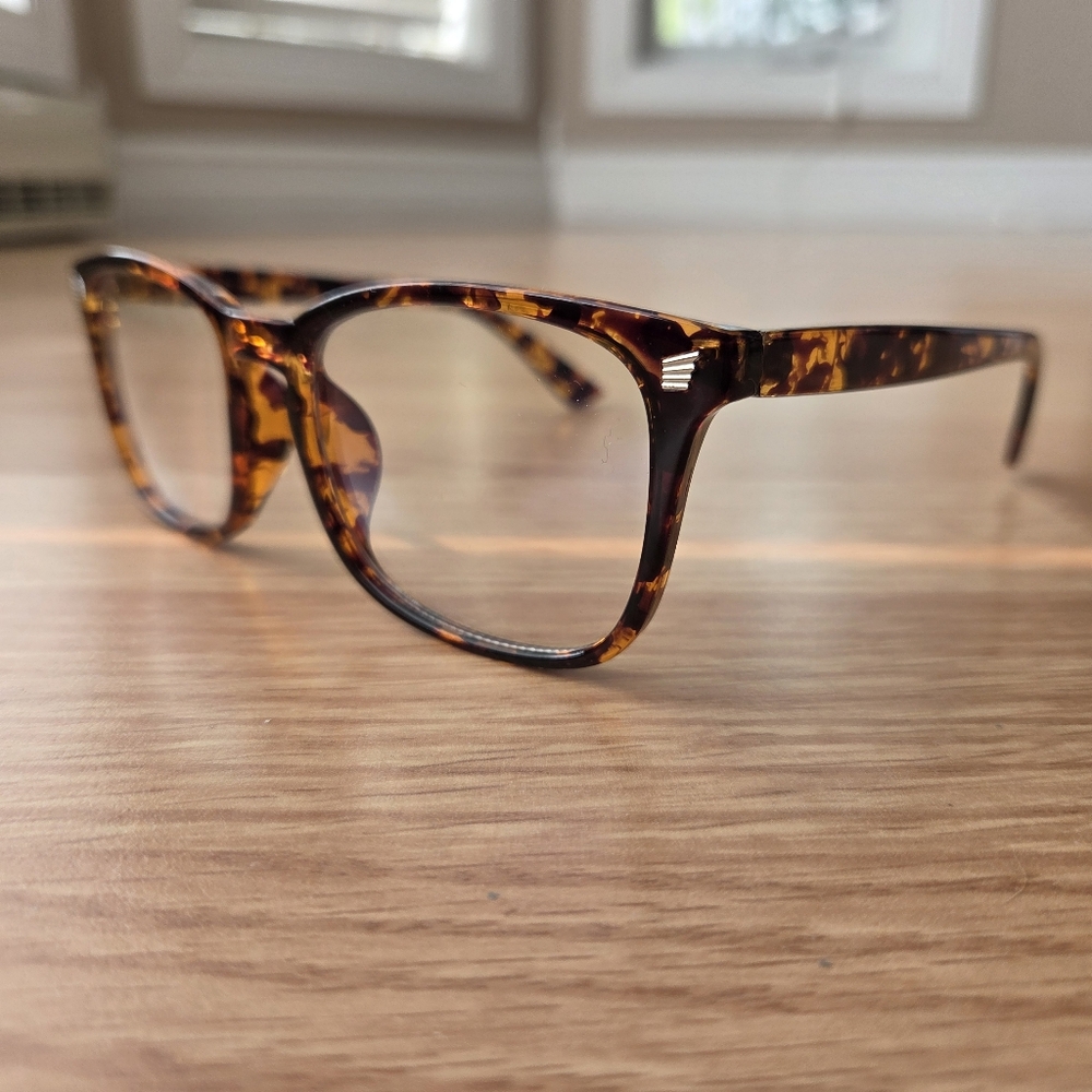 Tortoise Shell Blue Light Glasses - Picture 4 of 5